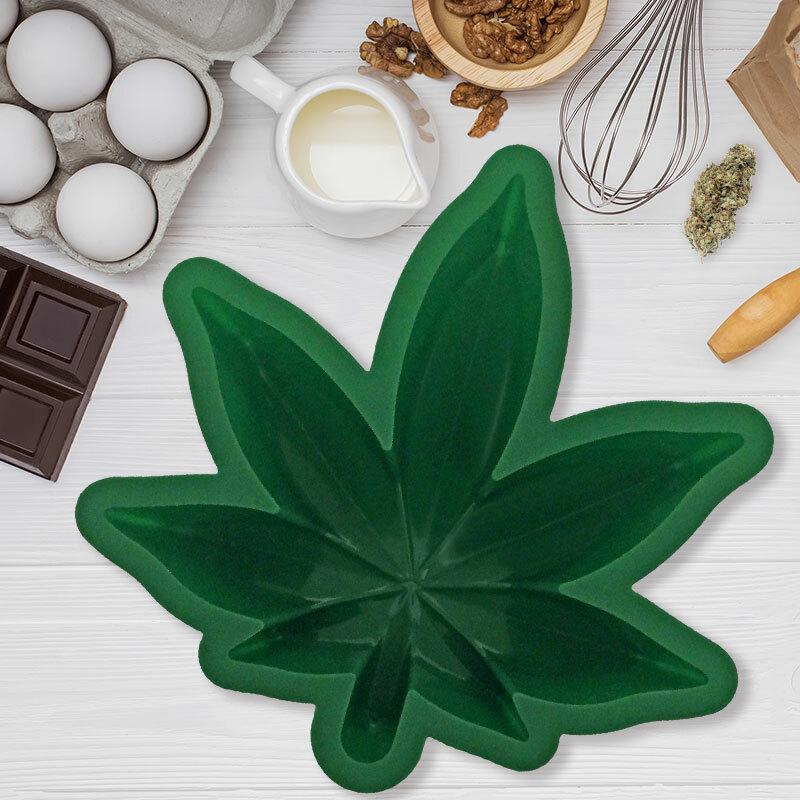 Rubber Marijuana Pot Leaf Ice Cube & Chocolate Mold – 2″ – Cake Connection